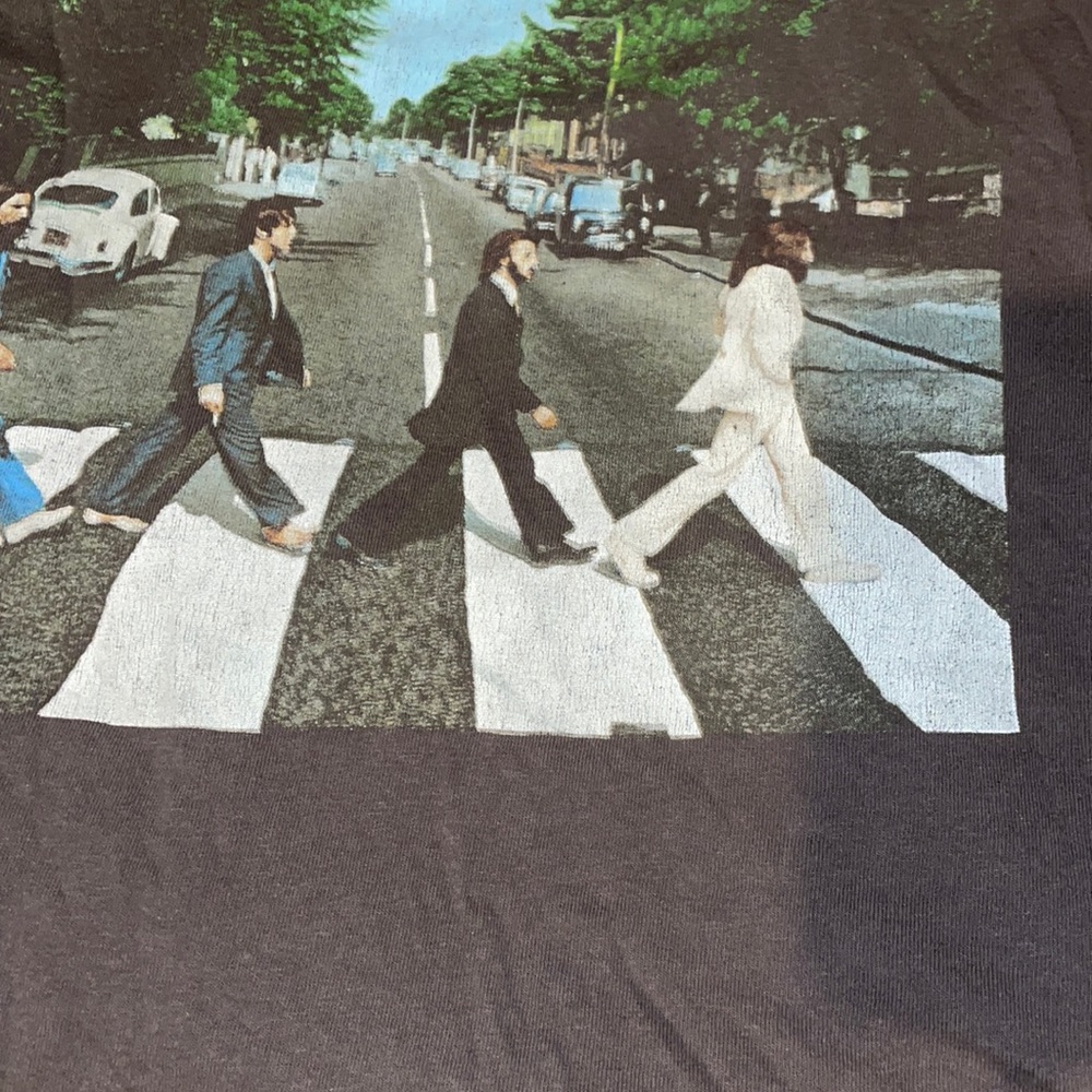 The Beatles “ Abbey Road” unisex size small tshirt - Picture 5 of 6